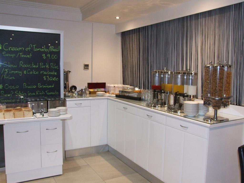 Hotel ibis Styles Broken Hill Exterior foto
