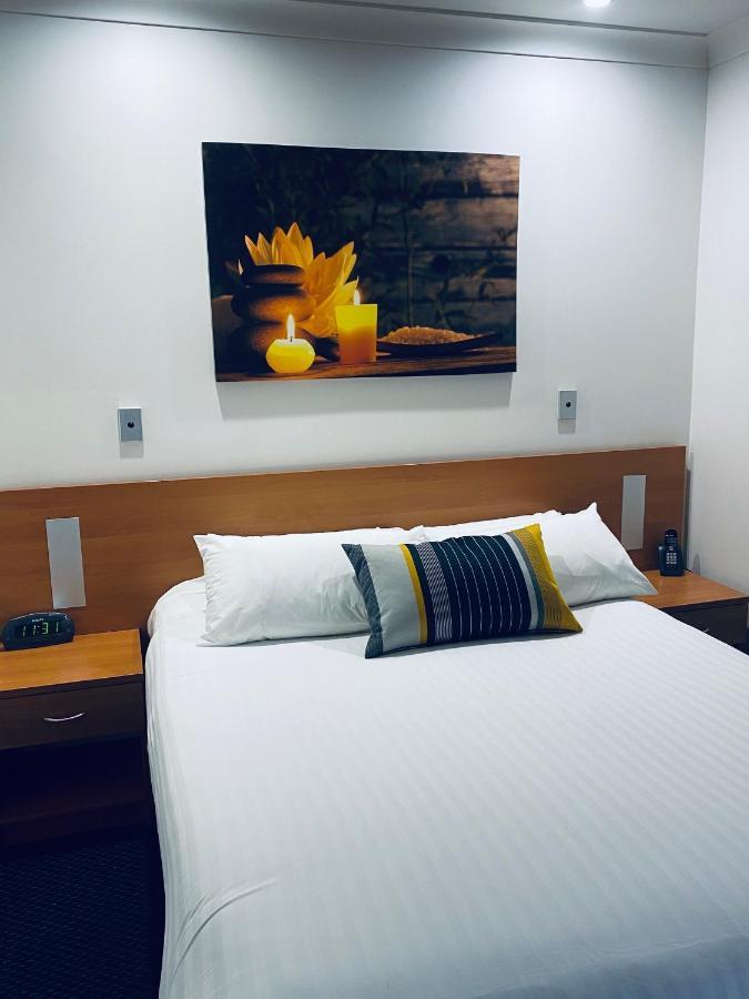 Hotel ibis Styles Broken Hill Exterior foto