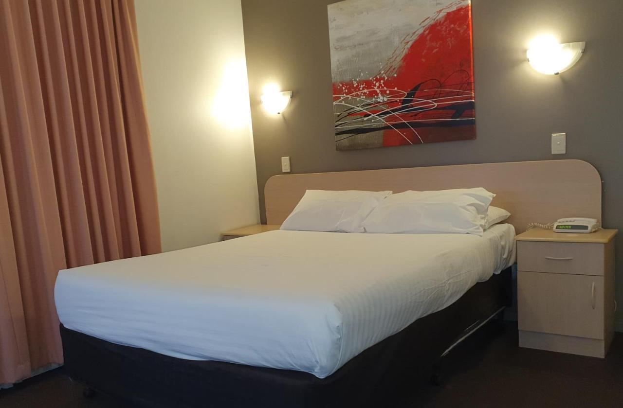 Hotel ibis Styles Broken Hill Exterior foto